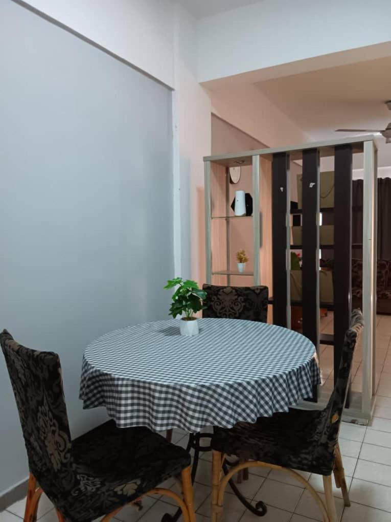 Adel Corus Paradise Lagoon Apartment Порт-Діксон Екстер'єр фото